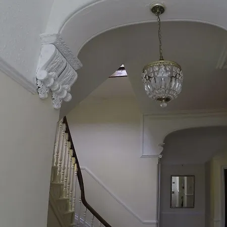 Heatherleigh Flat 3*