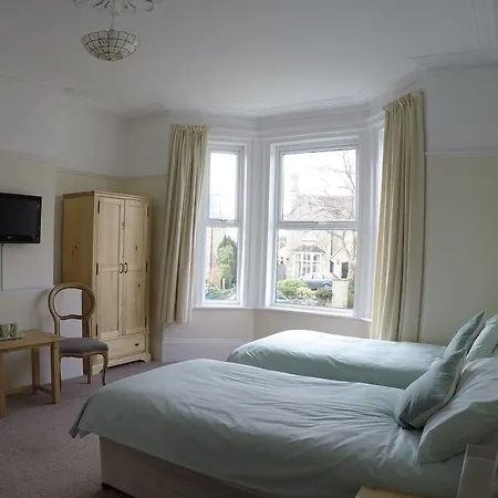 Heatherleigh Flat 3* Shanklin