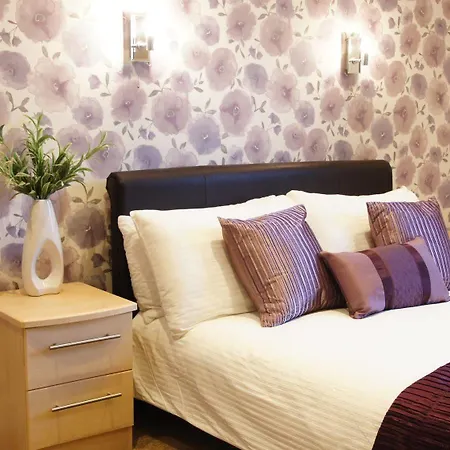 The Richmond - Adults Only 3*