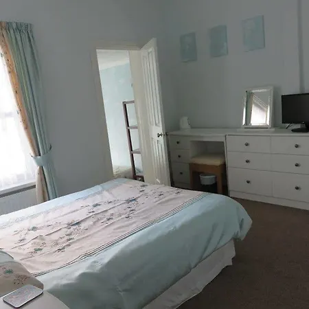 Claremont Guest house Shanklin