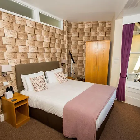 The Clifton Hotel 4*