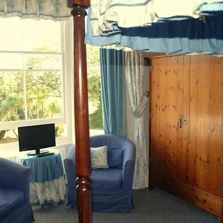 Melbourne Ardenlea 3* Shanklin