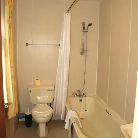 Hotel Melbourne Ardenlea