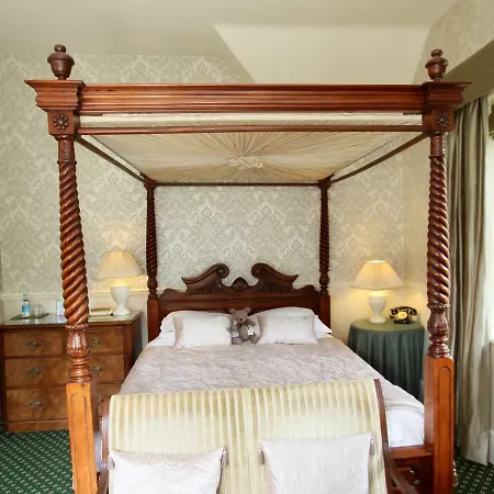 Rylstone Manor 3*