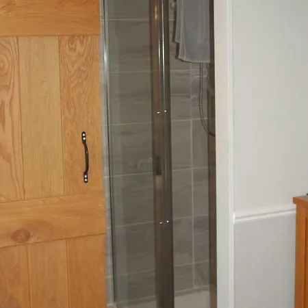 Bed & Breakfast Knights Rest 3*