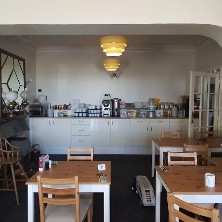 Victoria Lodge Bed & Breakfast 3*