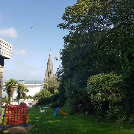 Victoria Lodge Bed & Breakfast 3*
