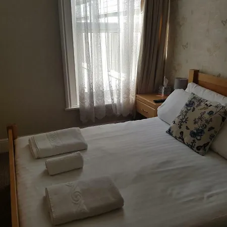 Victoria Lodge Bed & Breakfast