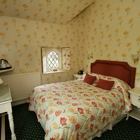 Rylstone Manor 3* Shanklin