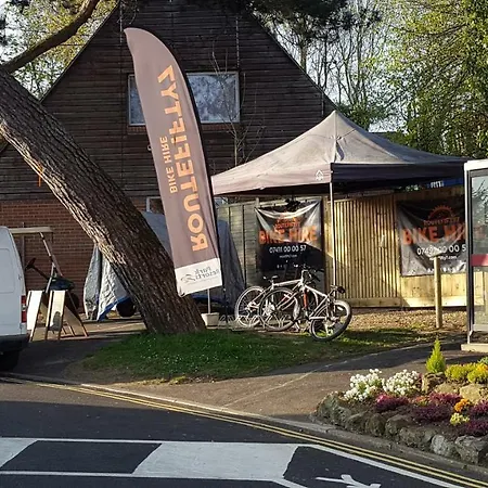 Lower Hyde Caravan