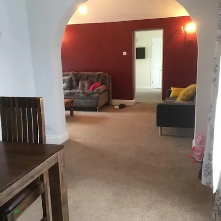 Cliff 3 Bedroom * Shanklin