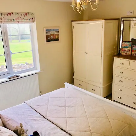 Holiday home Chestnut Cottage, Rural Retreat