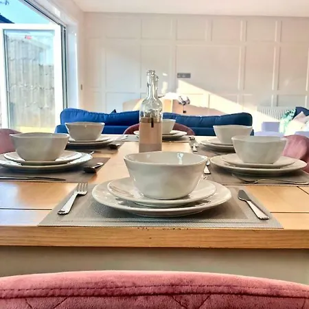 Lavender Lodge, Brand New With Hot Tub Hire Shanklin