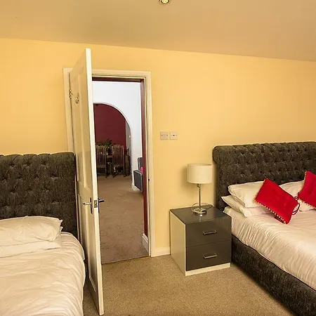 Cliff 3 Bedroom * Shanklin