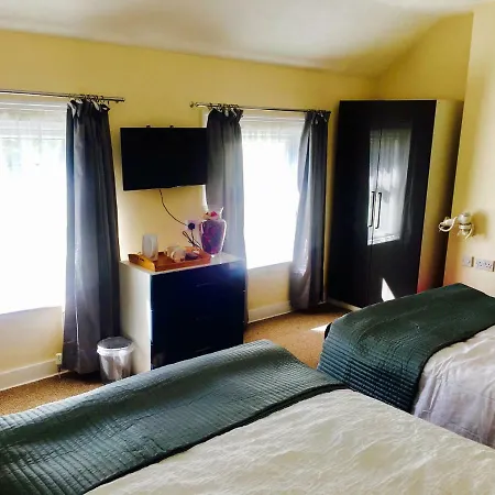 Mentone Hotel