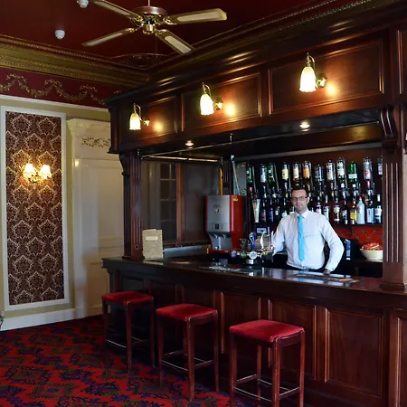 Luccombe Manor Shanklin