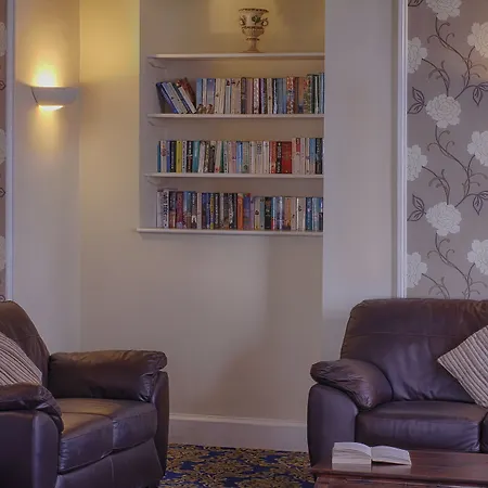 Luccombe Manor Hotel 3*