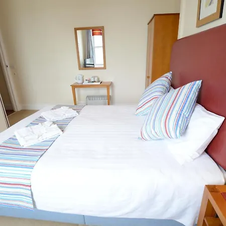 Pink Beach Guest house 3*
