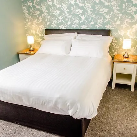 The Avenue Bed & Breakfast