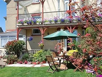 The St. Leonards 4*