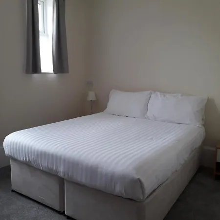 Heatherleigh Flat 3* Shanklin