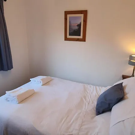 Summerhill Apartment *