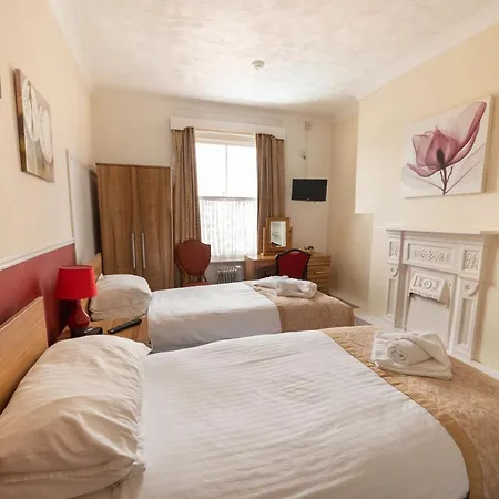 Daish's Hotel 3*