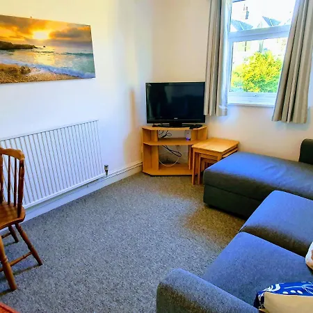 Summerhill Apartment