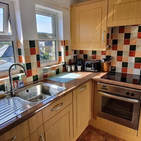 Summerhill Apartment Shanklin