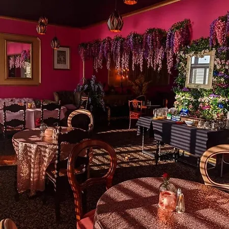 The Nightingale Mansion - Smart Hotel Hotel