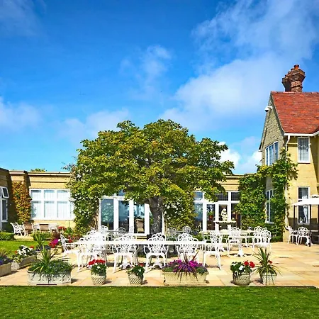 Haven Hall Hotel 5*