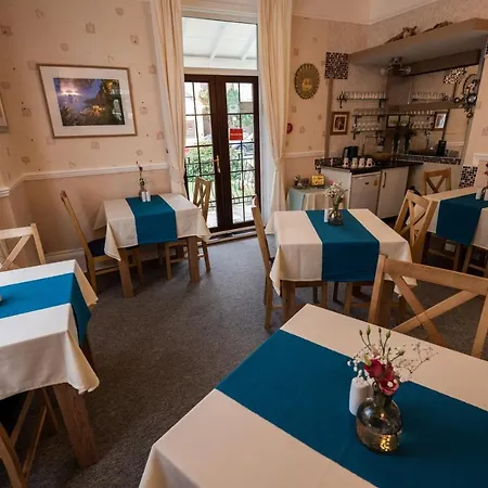 Acomodação com café da manhã  Appley Shanklin