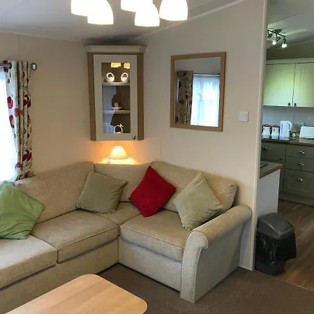 2 Bedroom Caravan Lg25, Shanklin, Isle Of Wight Casa de férias