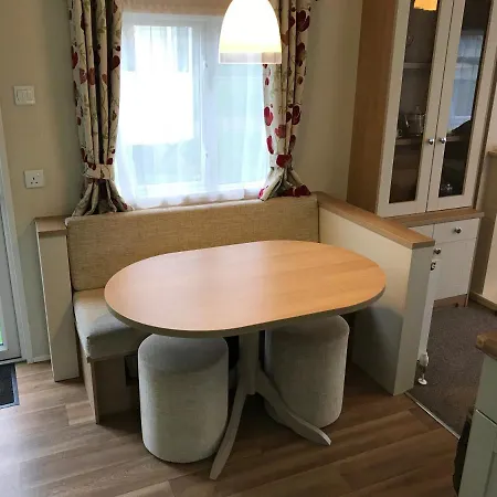 Casa de férias 2 Bedroom Caravan Lg25, Shanklin, Isle Of Wight *