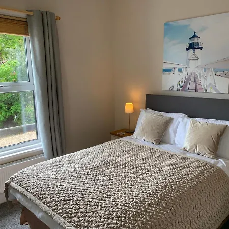 Guest house The Chestnuts 4*