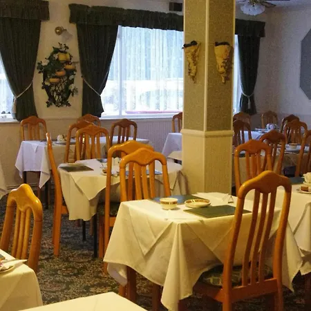 Eastmount Hall Hotel