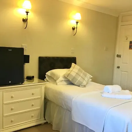 Fernbank 4*
