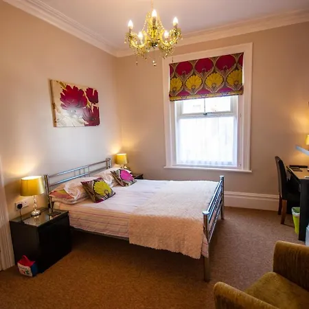 The Ryedale Guest house 4*