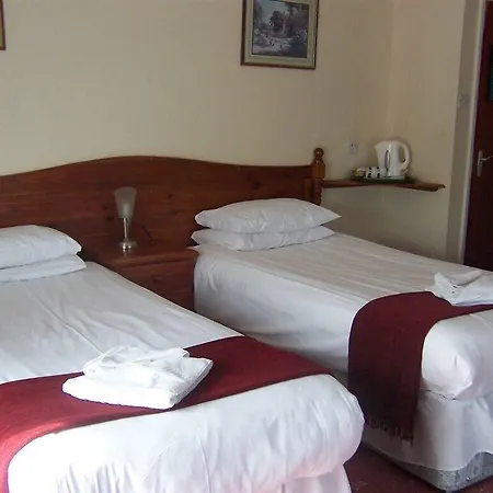 Hotel Sherwood Court