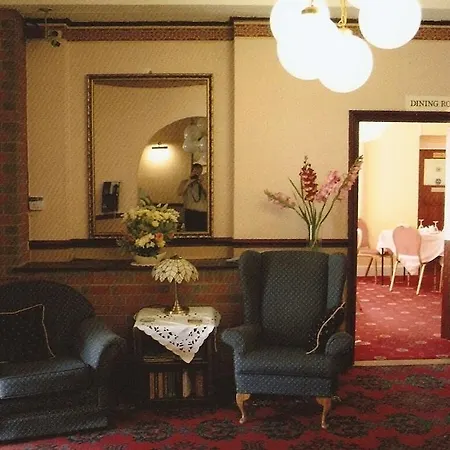 Hotel Sherwood Court