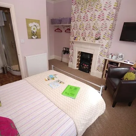 The Ryedale 4*