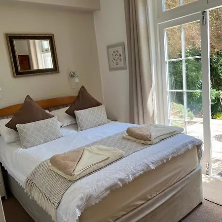 Bedford 4*