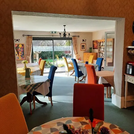 Foxhills Of Acomodação com café da manhã 
