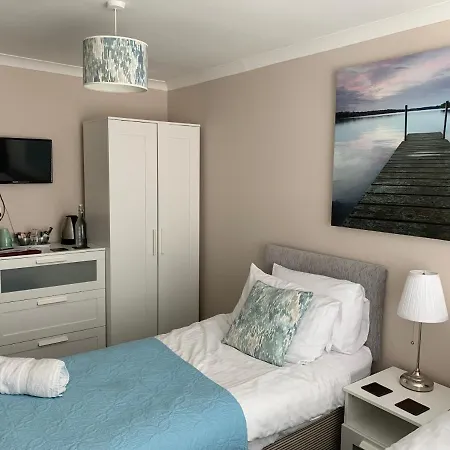 The Chestnuts Guest house Shanklin