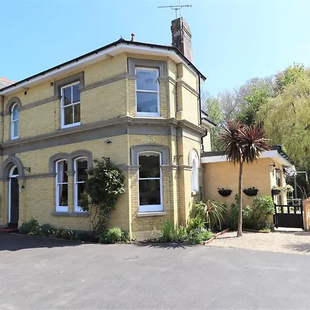 Foxhills Of 5* Shanklin