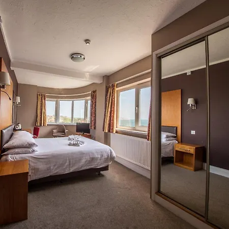 Shanklin Hotel 3*