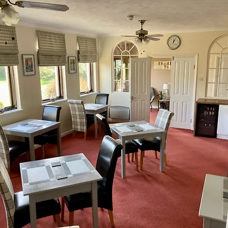 Guest house The Miclaran 4*