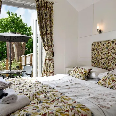 Clarence House Shanklin