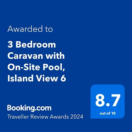 Campsite 3 Bedroom Caravan With On-site Pool, Island View 6 Shanklin