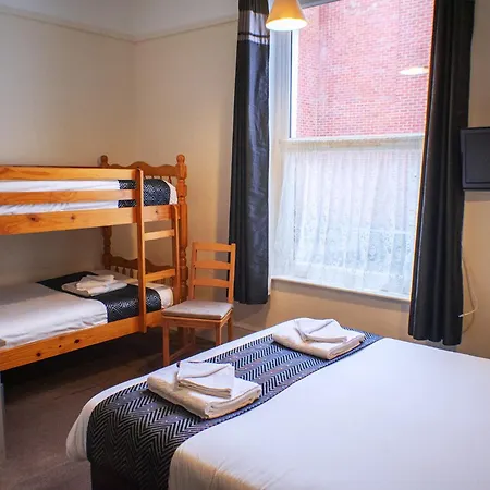 Shanklin Beach Hotel Hotel 3*